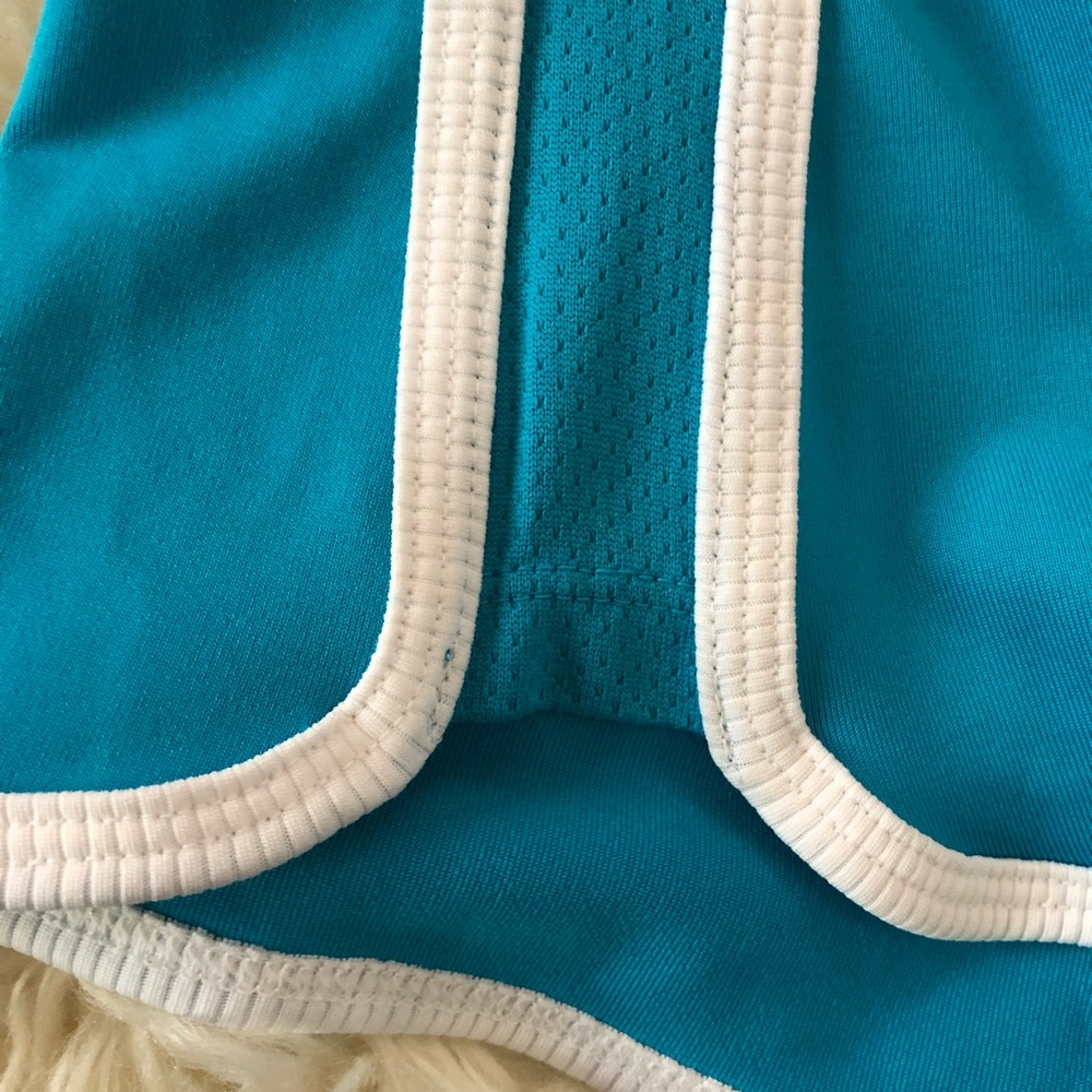 Nike Performance Racerback Athletic Tank Size S - Picture 5 of 7